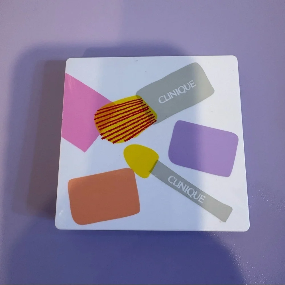 Clinique Palette All About Shadow Duo in 06 Neutral Territory & Blush in 06 Fig